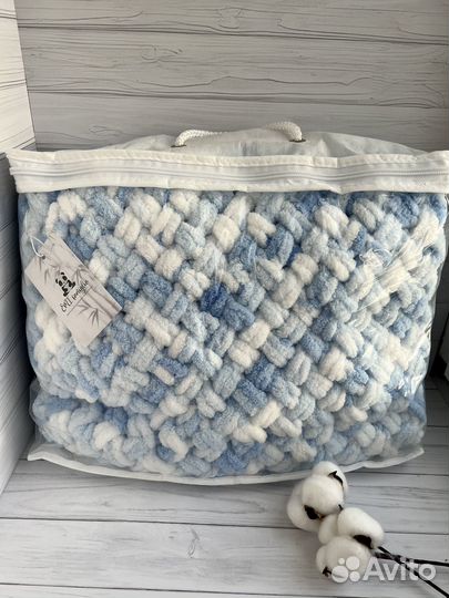 Плед детский вязаный