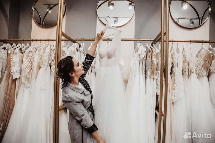 Продавец-консультант в свадебный салон