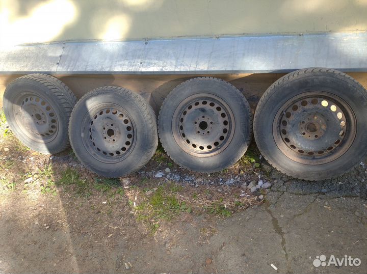 Шины с дисками б/у r15 205/65