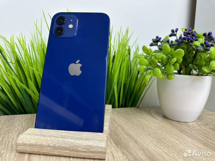 iPhone 12, 64 ГБ