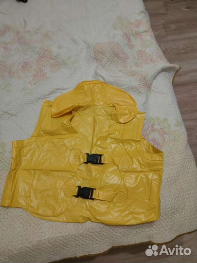 Жилет для плавания