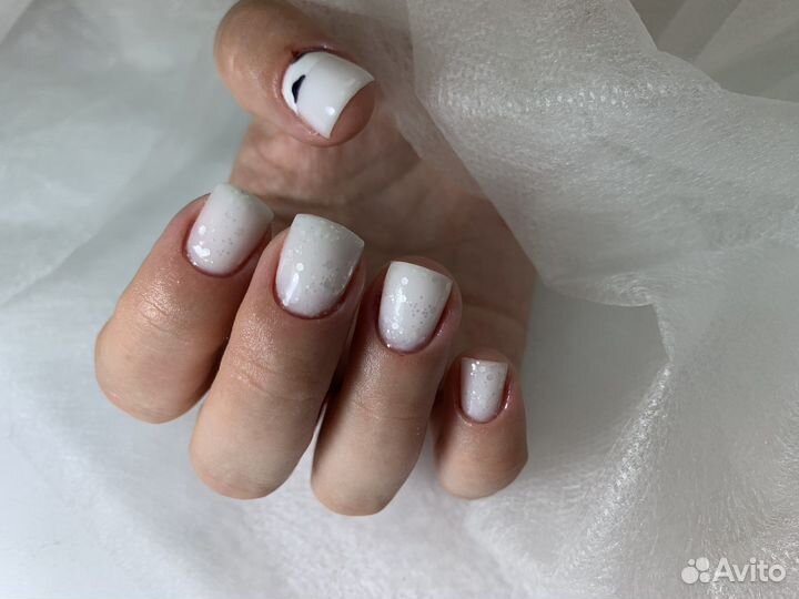 Маникюр на дому
