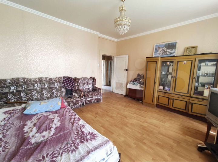 2-к. квартира, 55 м², 3/5 эт.
