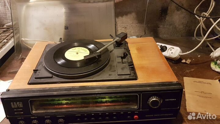 Радиоаппаратура СССР и Япония