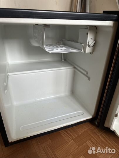 Мини барный холодильник