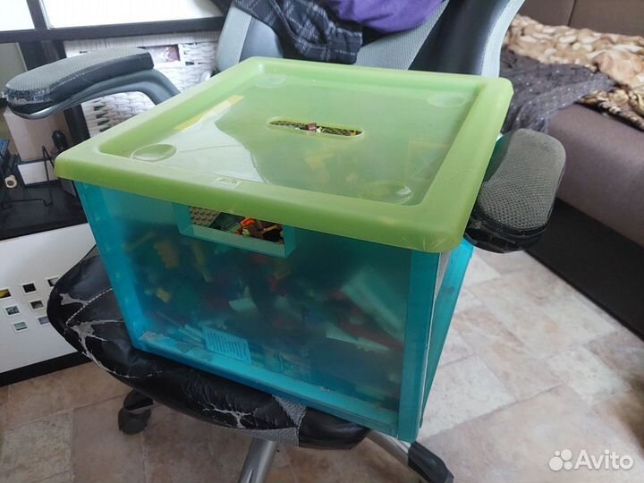 7.5 кг конструктора Lego + ящик