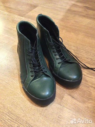 Ботинки Matt Nawill и кросы Adidas