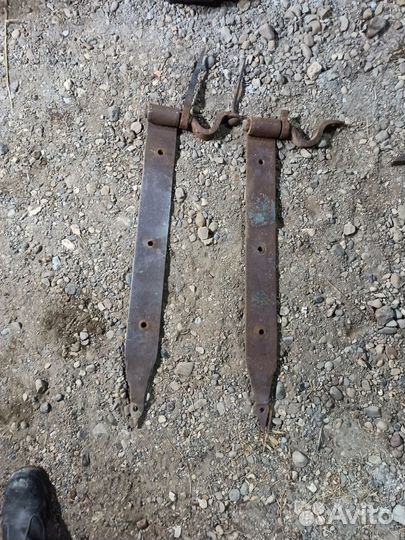 Старинные кованные петли