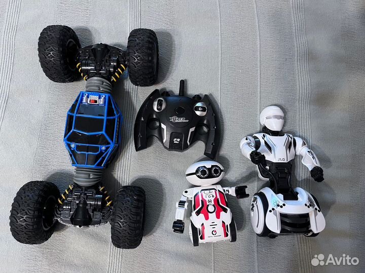 Машинка на радиоуправлении