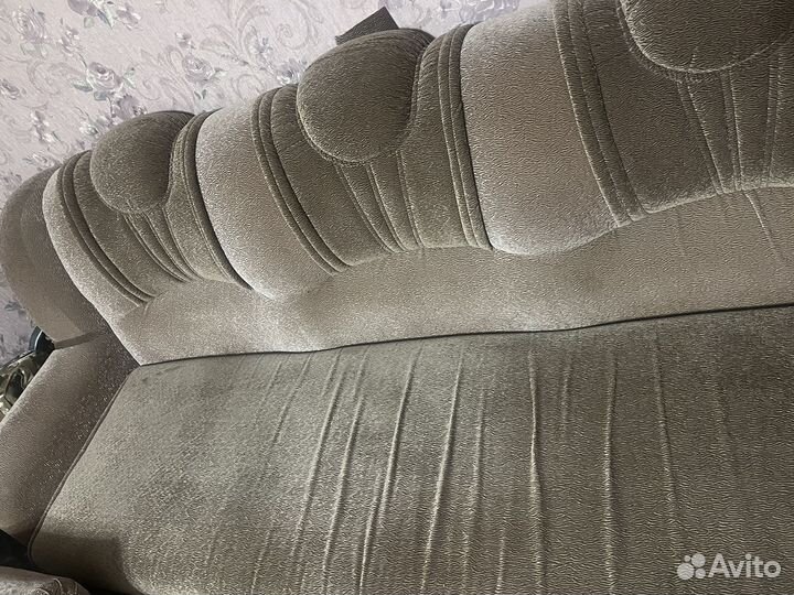 Диван и кресло бу