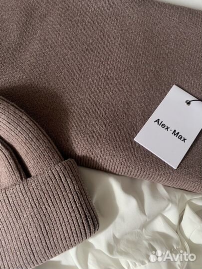 Комплект Шапка и шарф женский