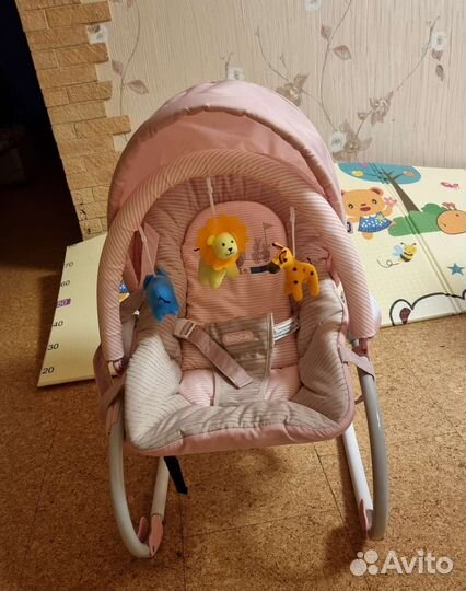 Шезлонг детский babyton