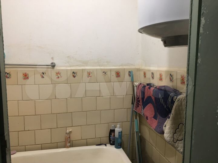 2-к. квартира, 42 м², 3/3 эт.