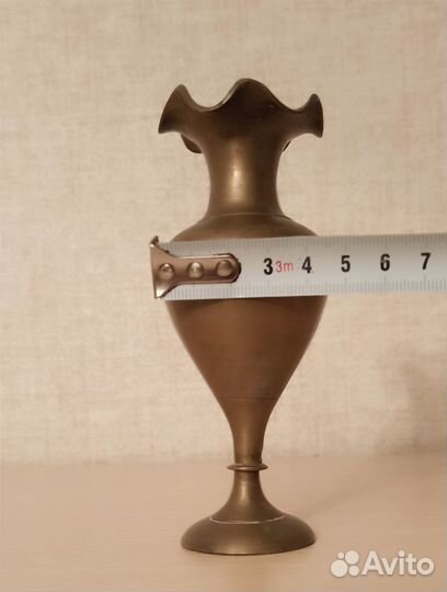 Ваза бронза. Шри-Ланка