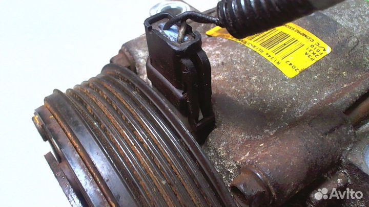 Компрессор кондиционера Ford Explorer, 2003