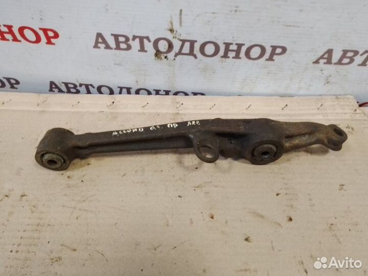 Рычаг передний левый Honda Accord 2.0 1991