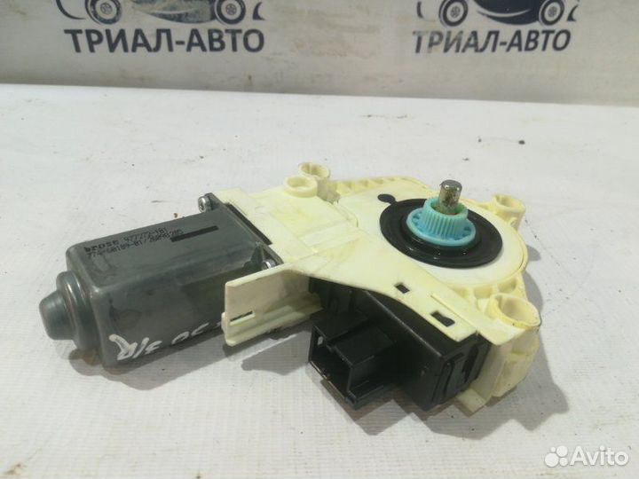 Мотор стеклоподъемника ауди ку7