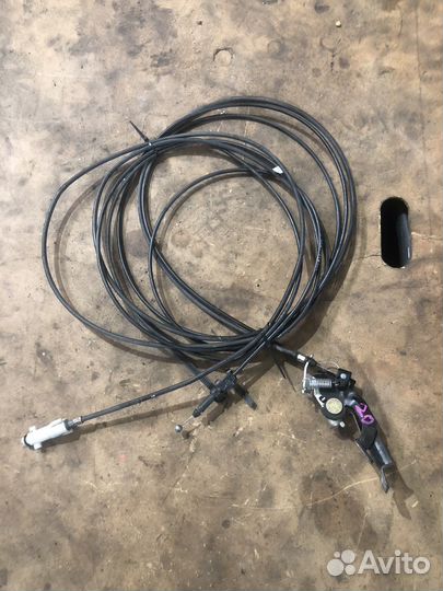 Трос багажника бад f3