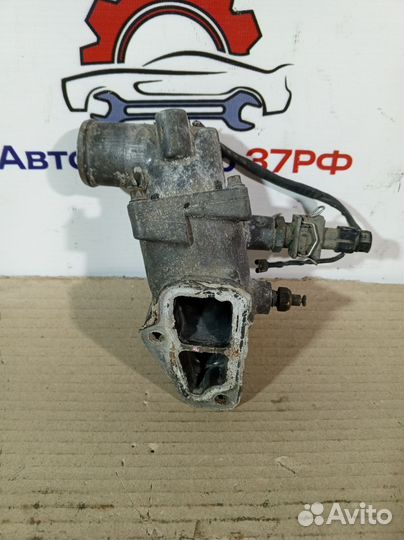 Корпус термостата Opel Vectra