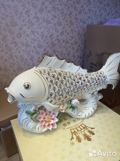 Рыбка фарфоровая,гигант