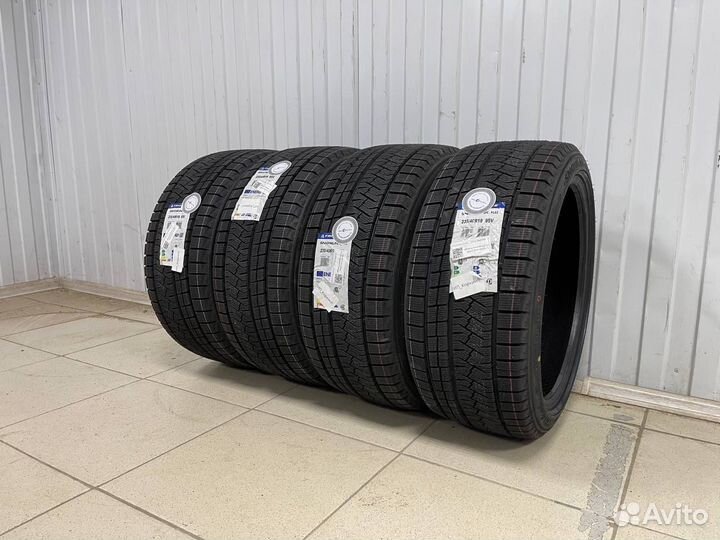 Triangle Snowlink TWT02 275/40 R21