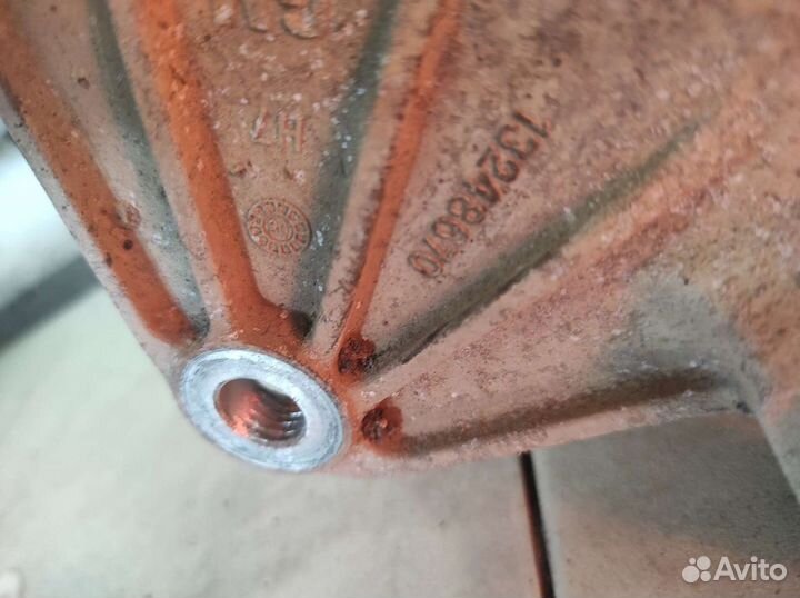 Кронштейн двигателя задний Chevrolet Cruze J300