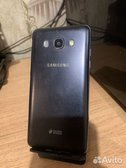 Телефон Samsung galaxy j5 2016