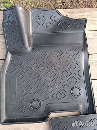 Ковры для Chery tiggo 7 pro. Ворсовые и резиновые