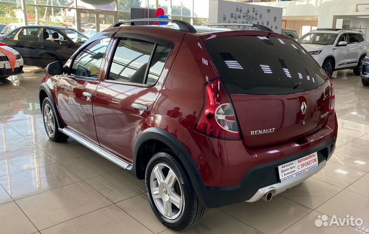 Renault Sandero Stepway 1.6 МТ, 2014, 112 000 км