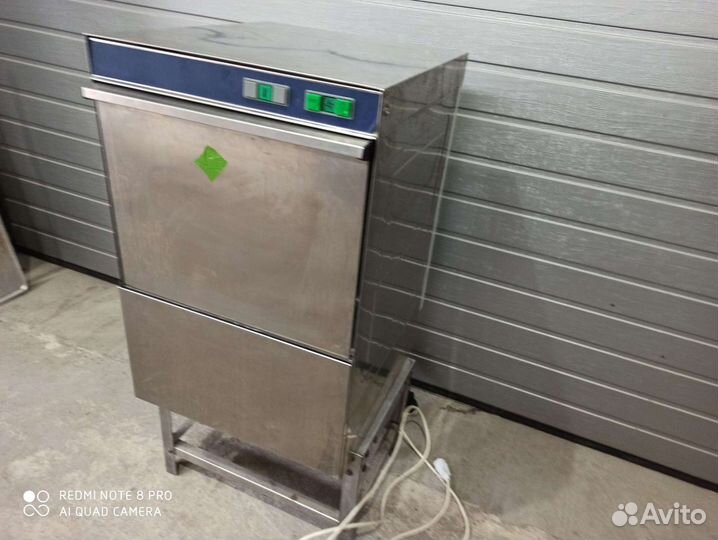 Фротнальная посудомоечная машина metos