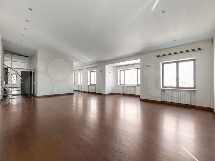 5-к. квартира, 170 м², 7/8 эт.