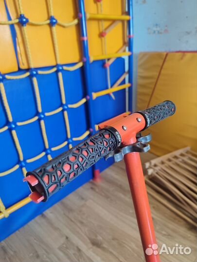 Самокат HelloWood Racer Red