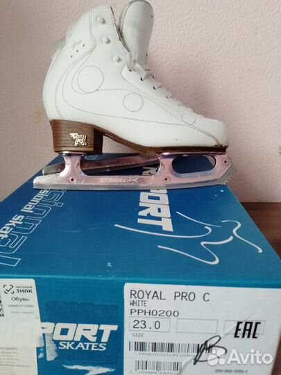 Фигурные коньки risport royal pro c 230