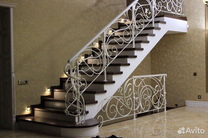 Изготовление кованных перил и ограждений