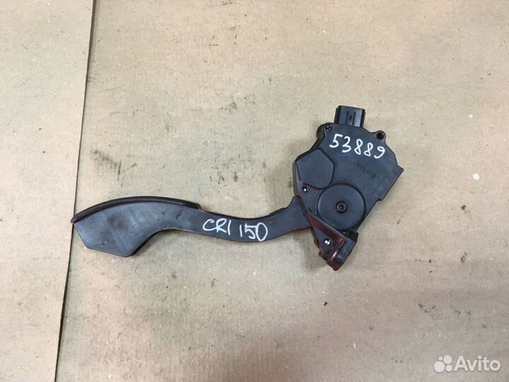 Электронная педаль газа Toyota Corolla 150