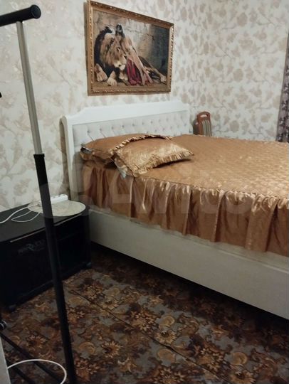 Комната 23 м² в 4-к., 1/1 эт.