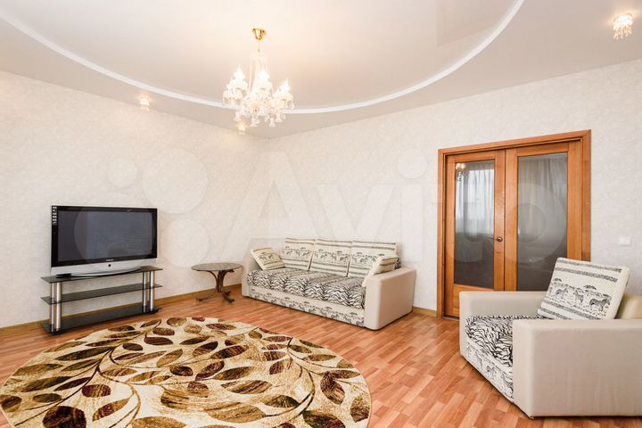 2-к. квартира, 80 м², 12/17 эт.