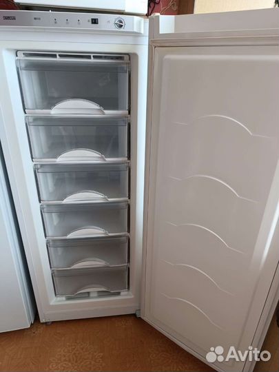 Морозильная камера Atlant М-7203-100