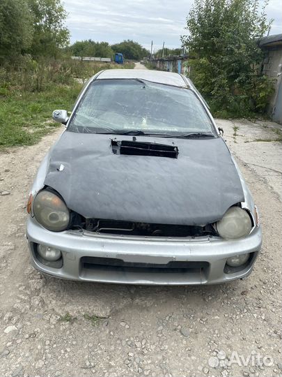 Subaru Impreza 2.0 AT, 2000, битый, 100 000 км