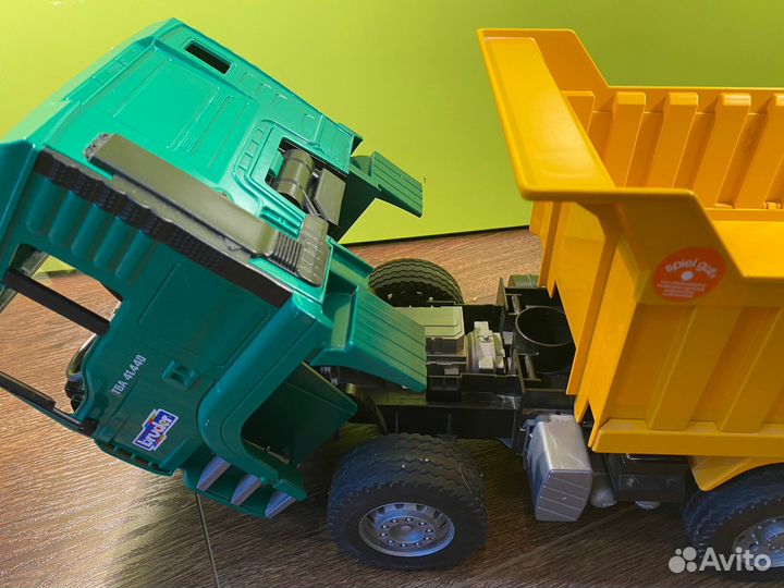 Брудер Bruder грузовик