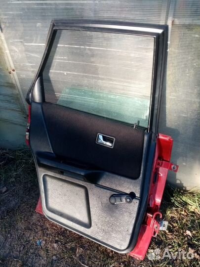 Дверь задняя левая ауди 80