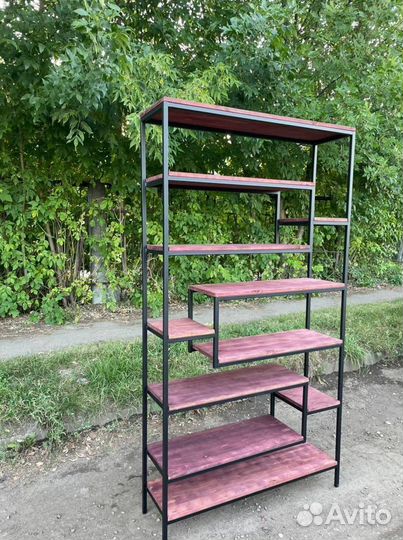 Книжный стеллаж в стиле лофт