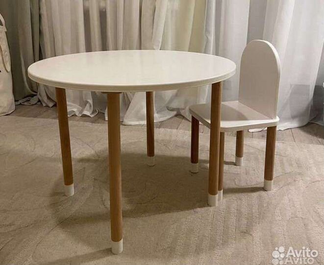 Детский стол и стул