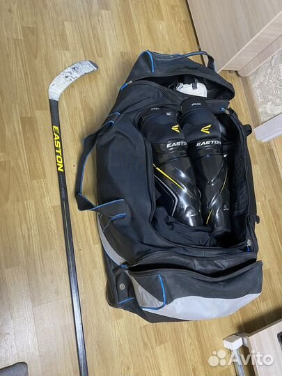 Хоккейная форма взрослая в идеальном состоянии