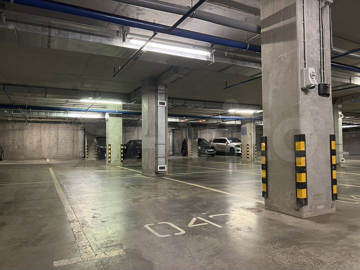 Машиноместо, 14 м²