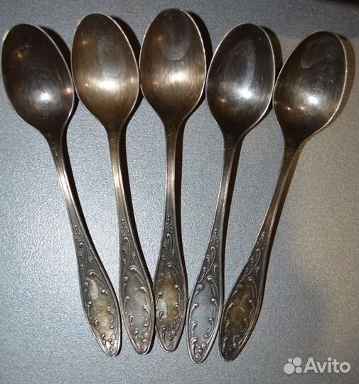 Мельхиоровая посуда - икорница+ ложки