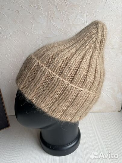 Шапка женская вязаная