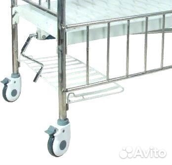 Медицинская кровать для ухода за больными