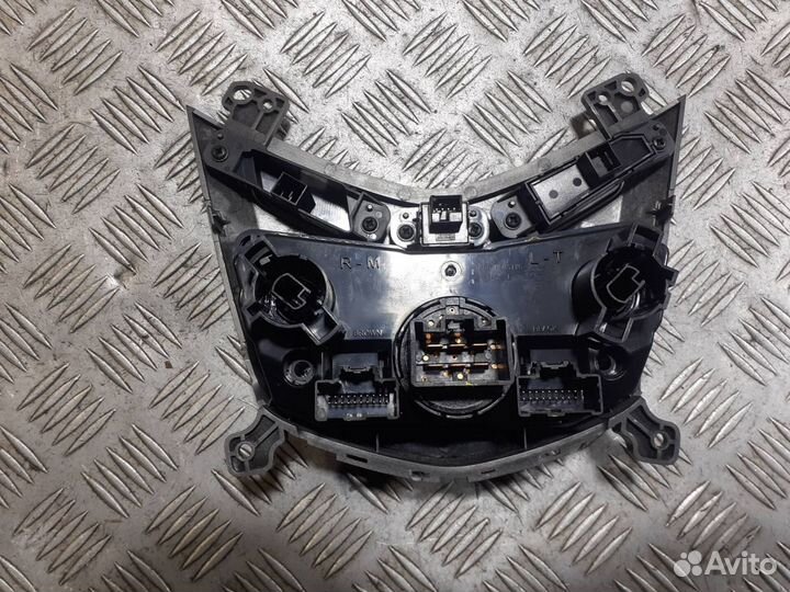 Блок управления печкой Chevrolet Aveo T300