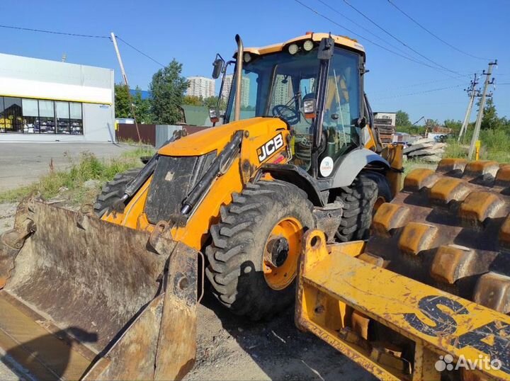 Экскаватор-погрузчик JCB 3CX-4WS-SM, 2011